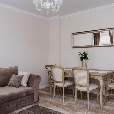 Apartament Starowka Gdansk Osiek Apartment Luaran gambar